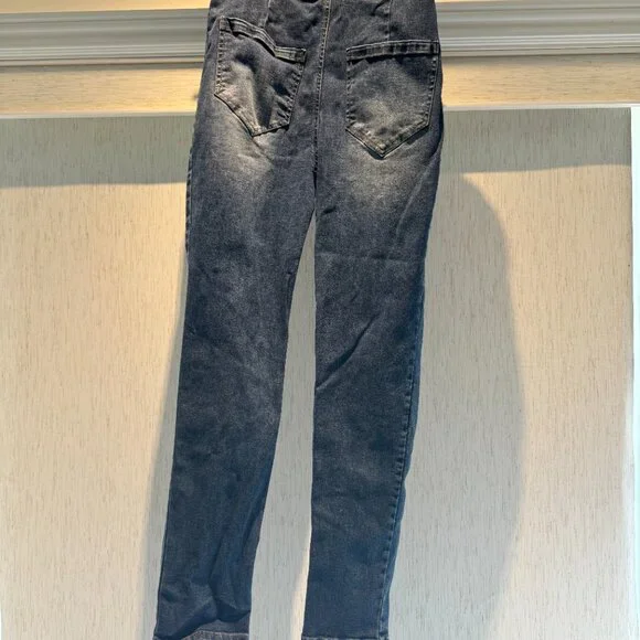 Maternity clothes - Picture 7 of 16